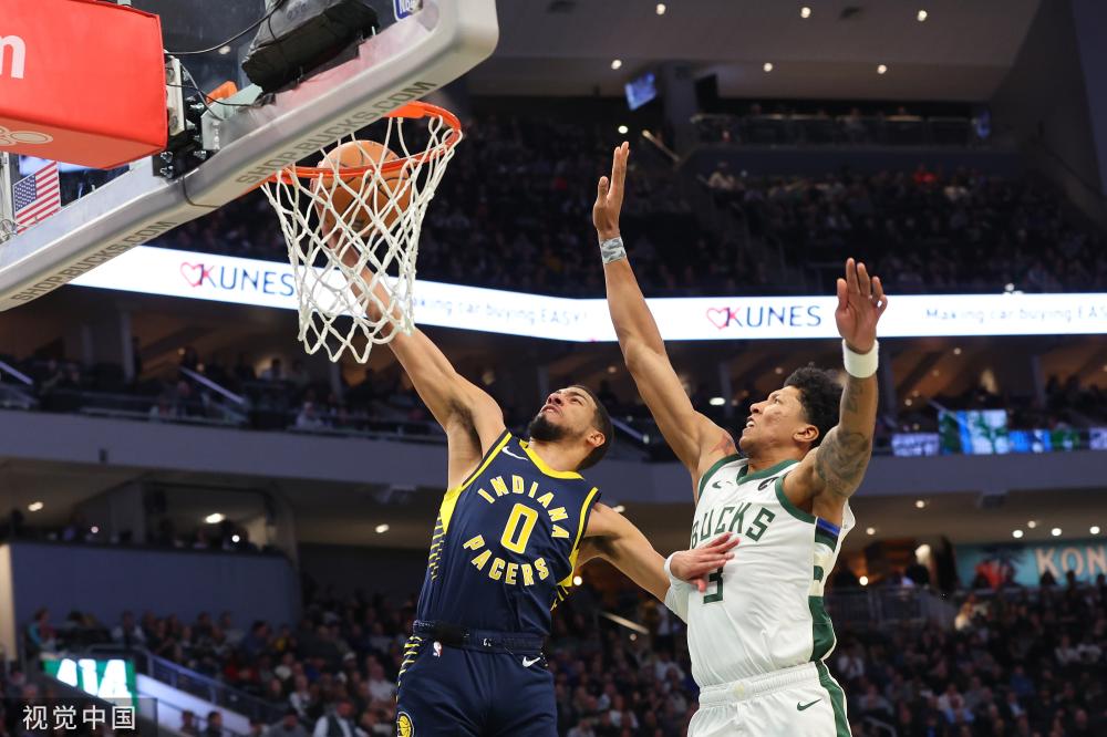 与曼联交手 与曼联交手