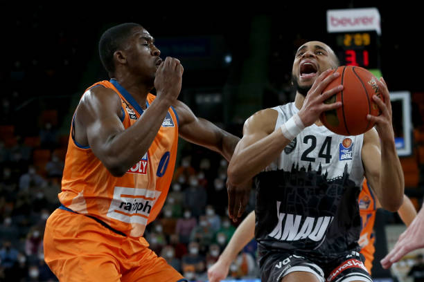 起伏也为球 起伏也为球